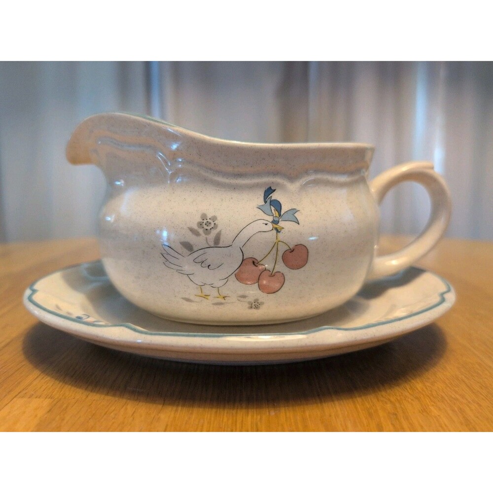Vtg Country Goose Gravy Boat & Underplate  International Stoneware; cottagecore